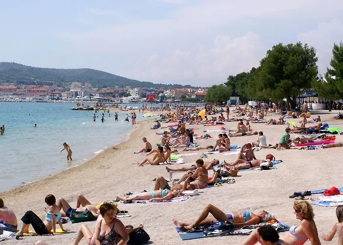 شقة With Parking Space - 19340